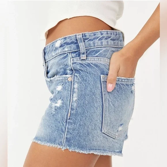 We The Free X FP Good Time Relaxed Distressed Shorts in Beach Bum Size 28; NWOT - Picture 4 of 15